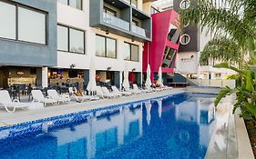 Royal Palace Hotel