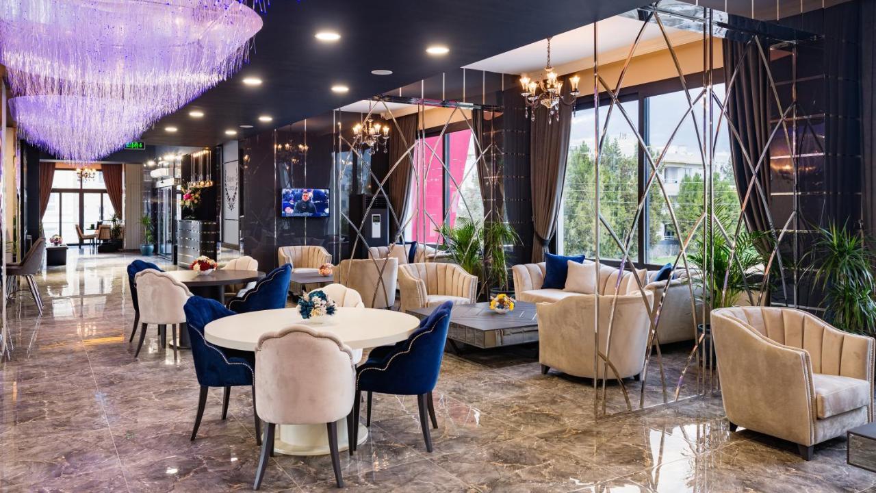 Royal Palace Hotel Никозия Екстериор снимка