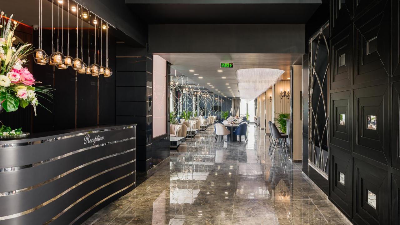 Royal Palace Hotel Никозия Екстериор снимка