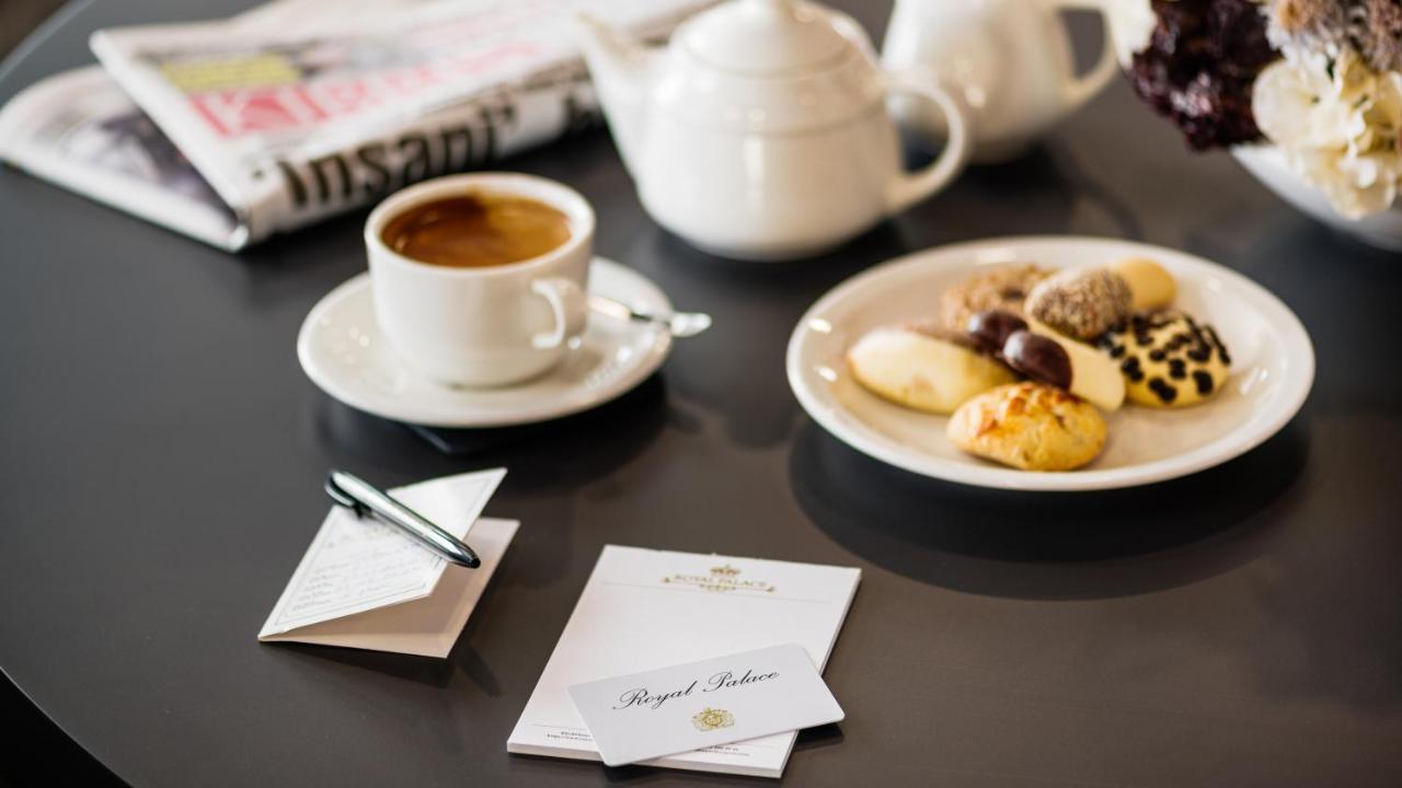 Royal Palace Hotel Никозия Екстериор снимка