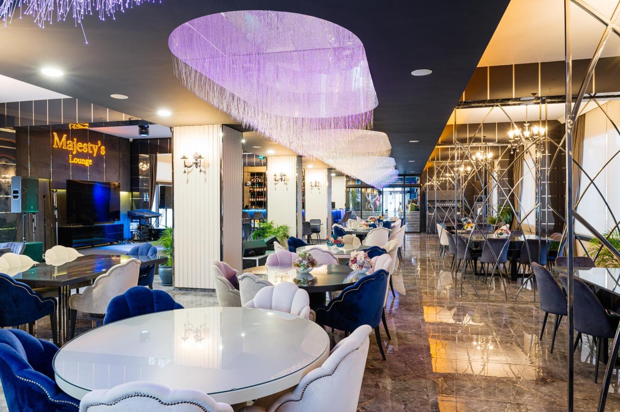 Royal Palace Hotel Никозия Екстериор снимка